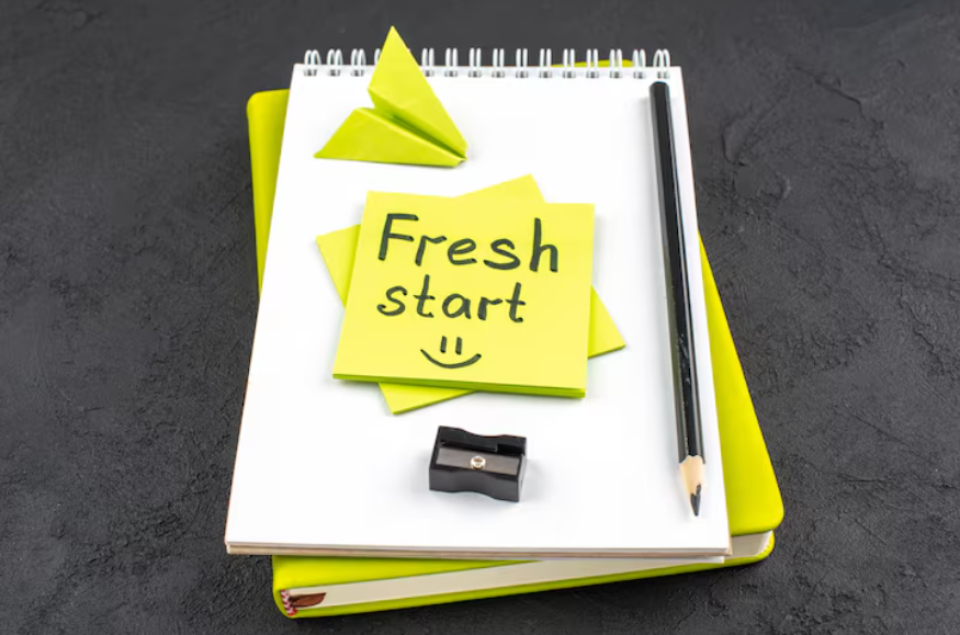 How to start over search trend represented by fresh start notes and intentional planning.